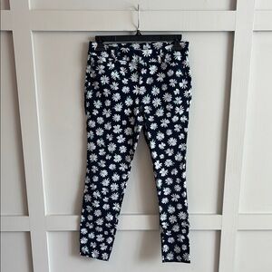Dasiy Mid Rise Skinny Pants